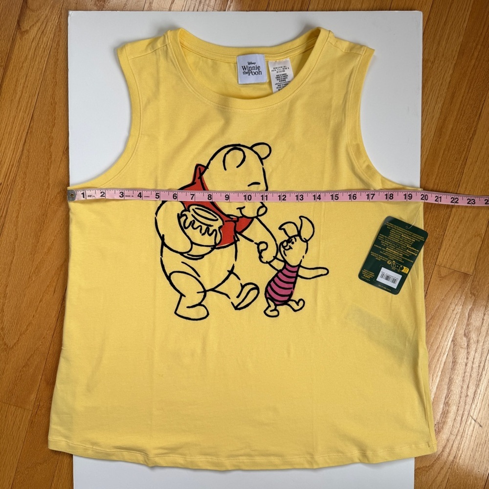 Disney Women’s  Winnie the Pooh & Piglet Graphic Tank Top Size L NWT - Picture 5 of 12
